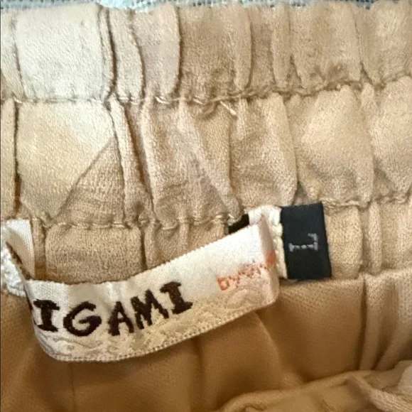 Origami Owl Artistic Beige Jacket and Pants - Picture 4 of 8